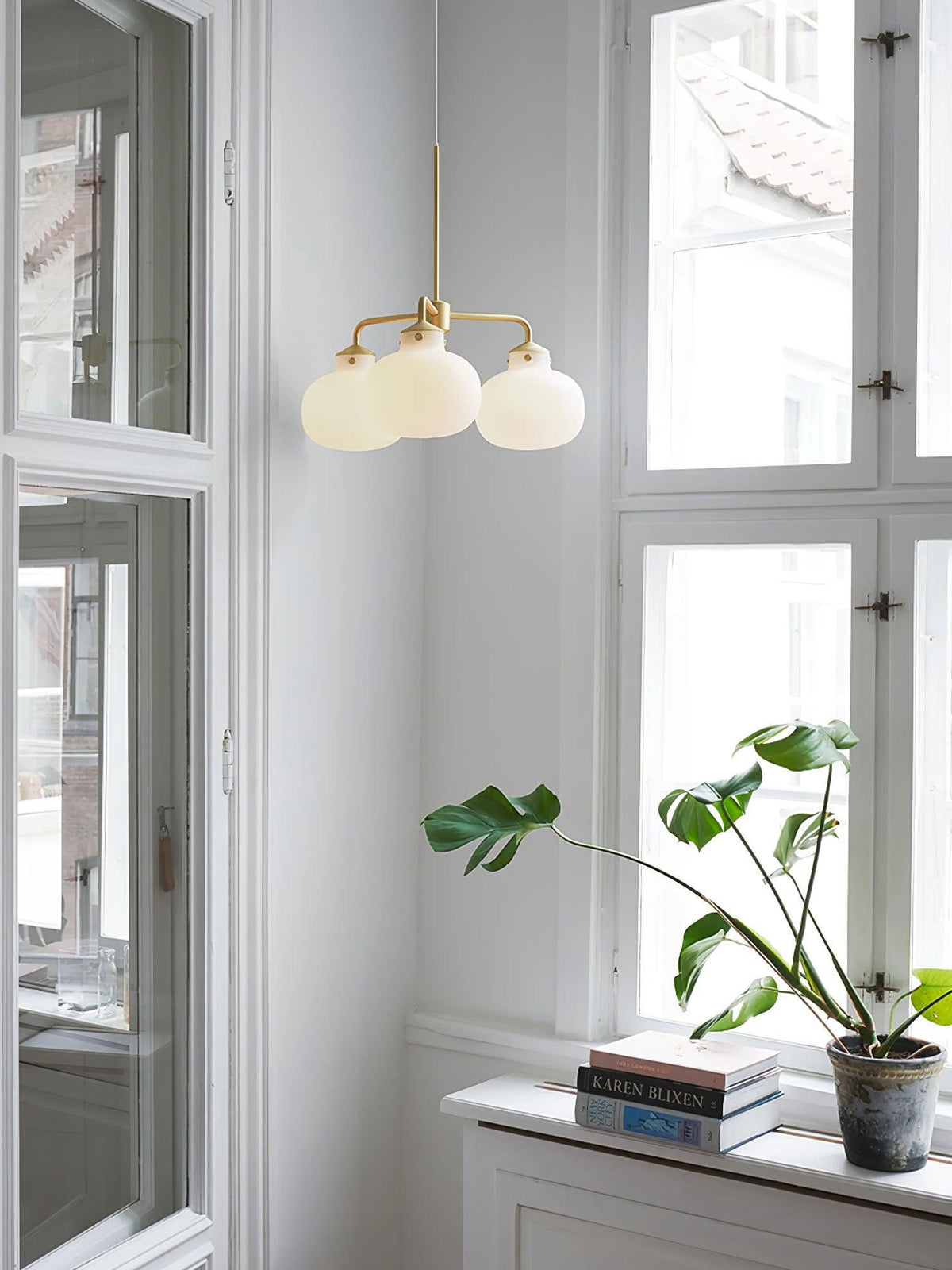 Halo Contemporary Glass Pendant Lamp - Neutralighting