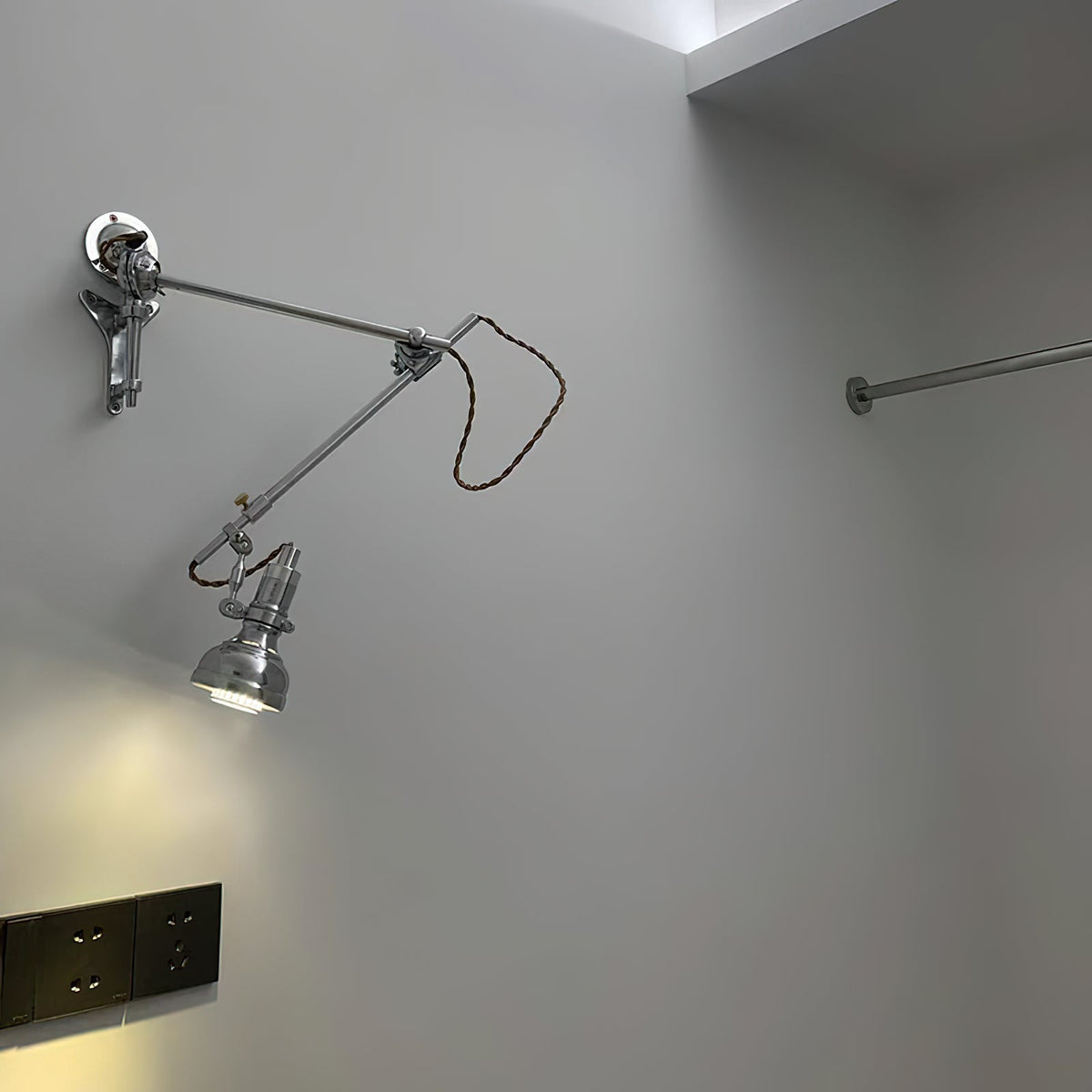 Lampe Murale en Métal Vintage Rocker Arm Allirora - Neutralighting
