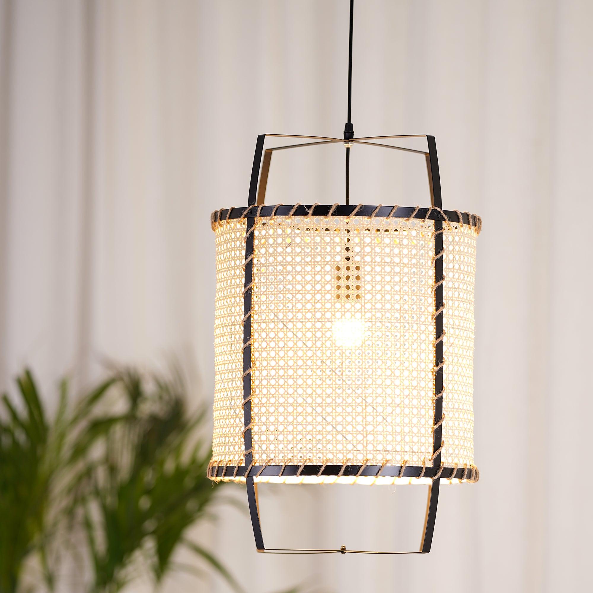 Solara PeSuspension Cadre en Rotin Canné Industriel - Neutralighting