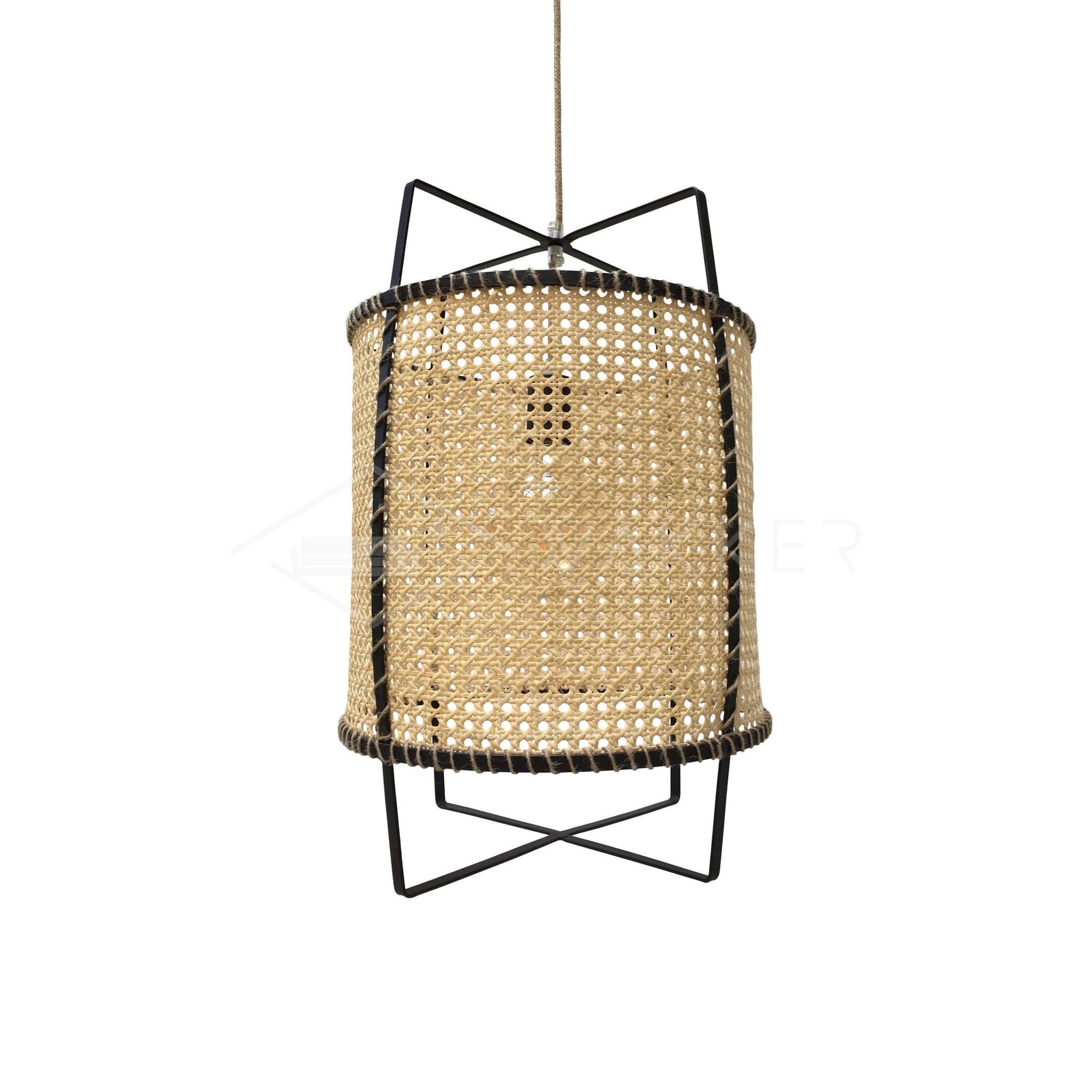 Solara PeSuspension Cadre en Rotin Canné Industriel - Neutralighting