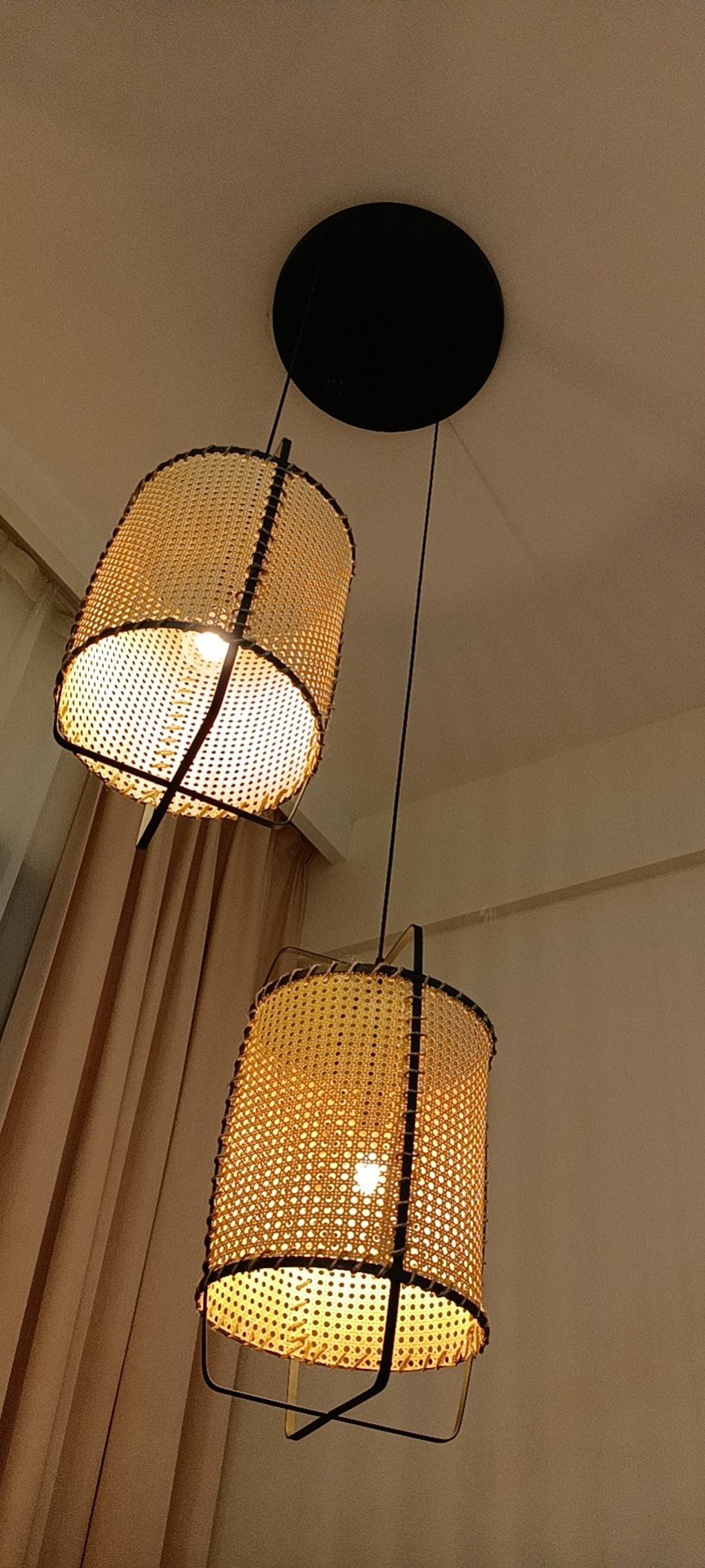 Solara PeSuspension Cadre en Rotin Canné Industriel - Neutralighting