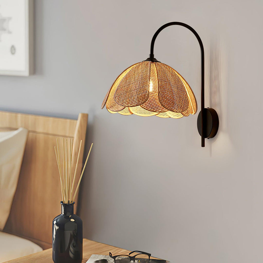 Zevelia Applique Murale Rattan Pétale Naturel Élégance - Neutralighting