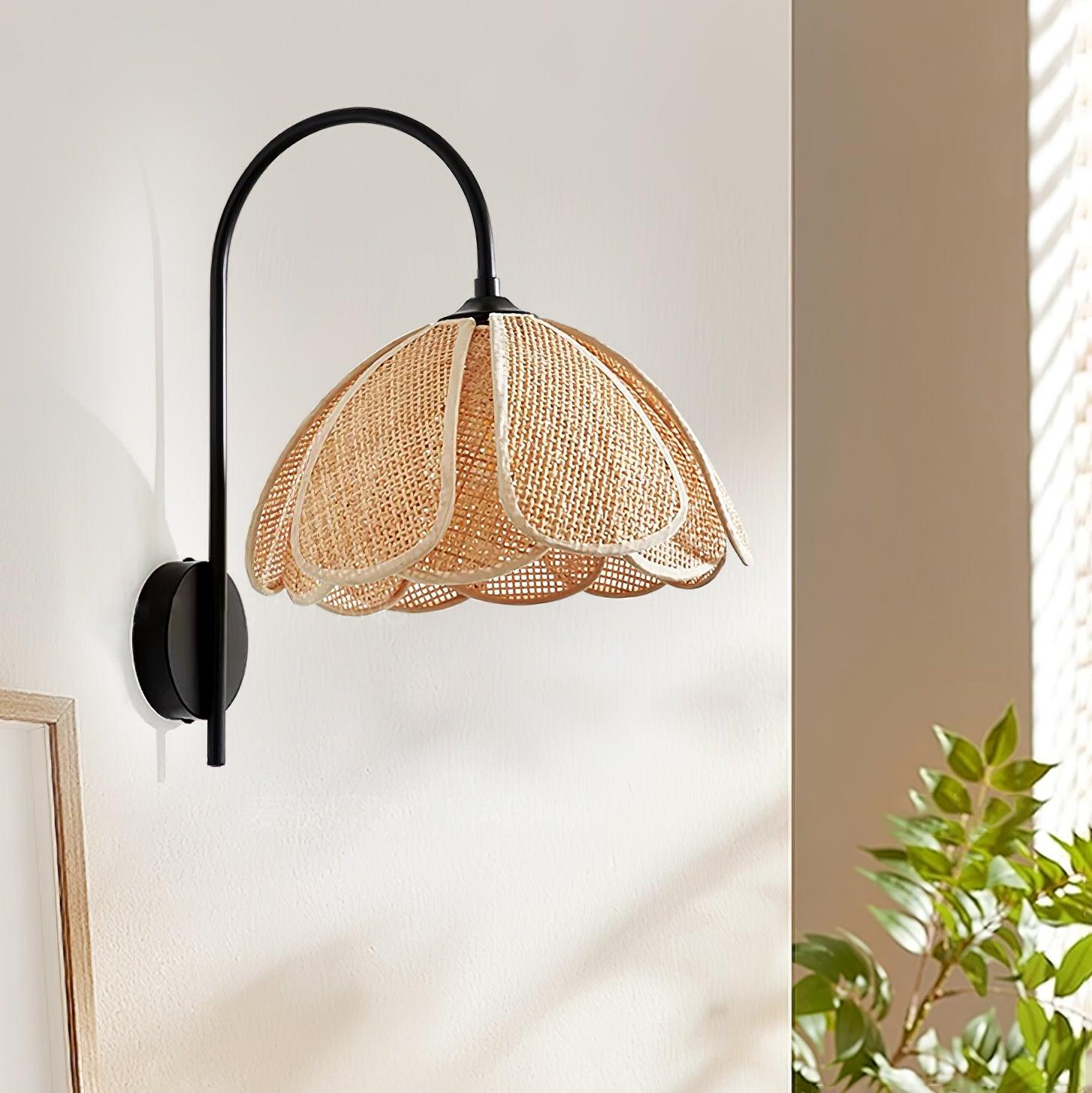 Zevelia Applique Murale Rattan Pétale Naturel Élégance - Neutralighting