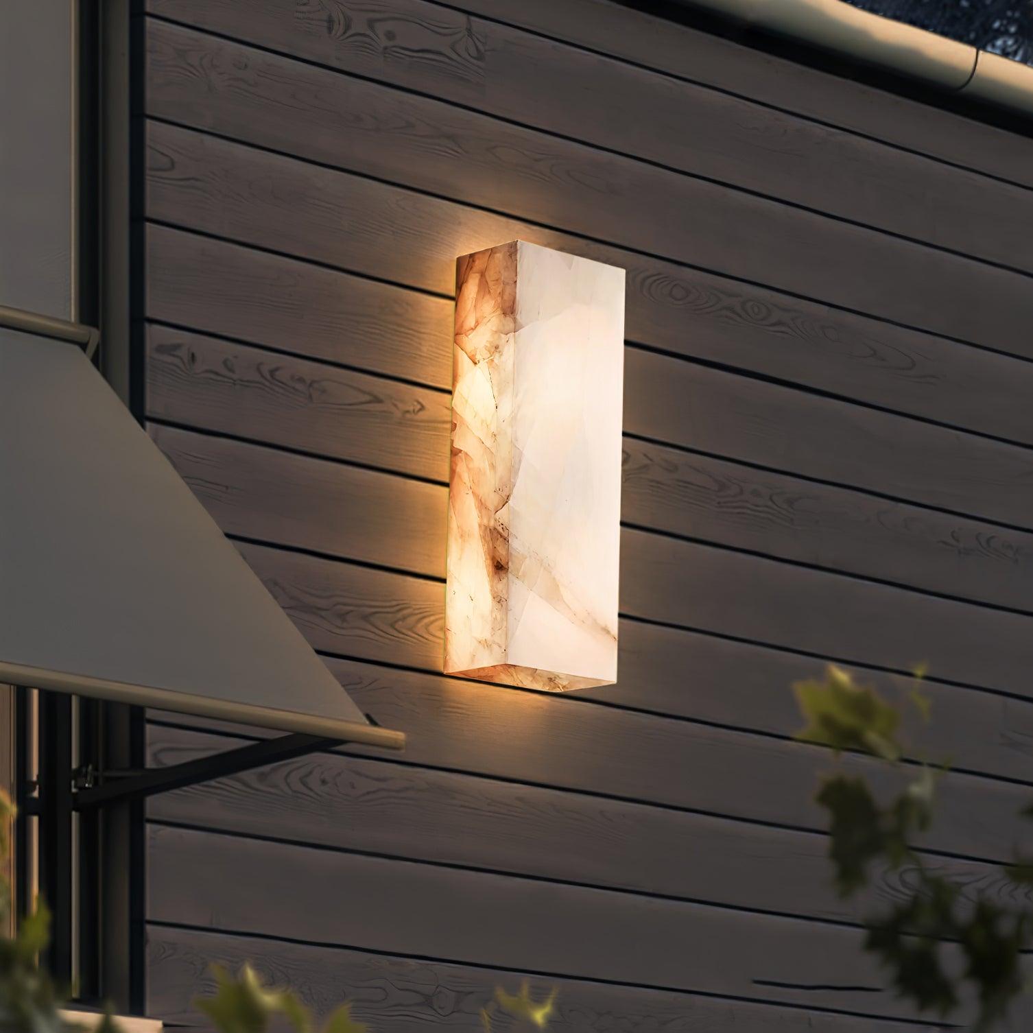 Orvian Applique Murale Extérieure Minimaliste en Albâtre - Neutralighting