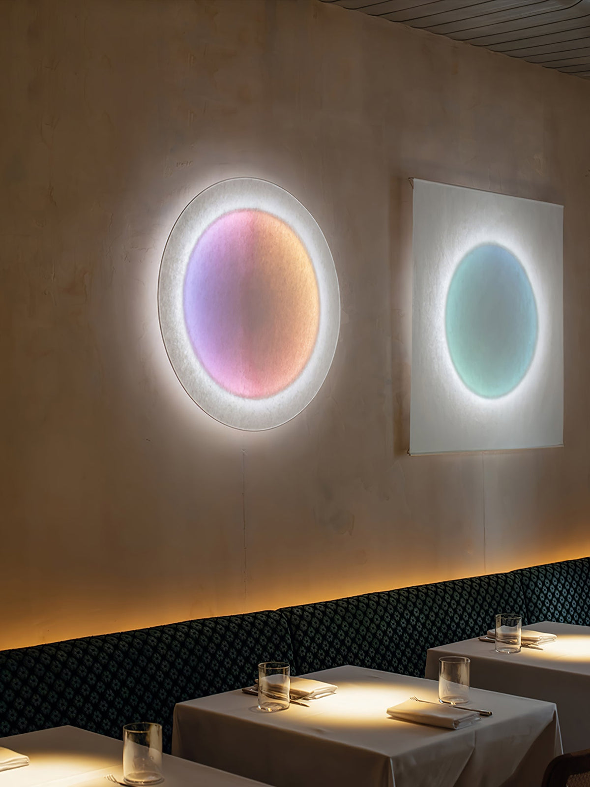 Zevarus Art Relax Plug-in Wall Light - Neutralighting