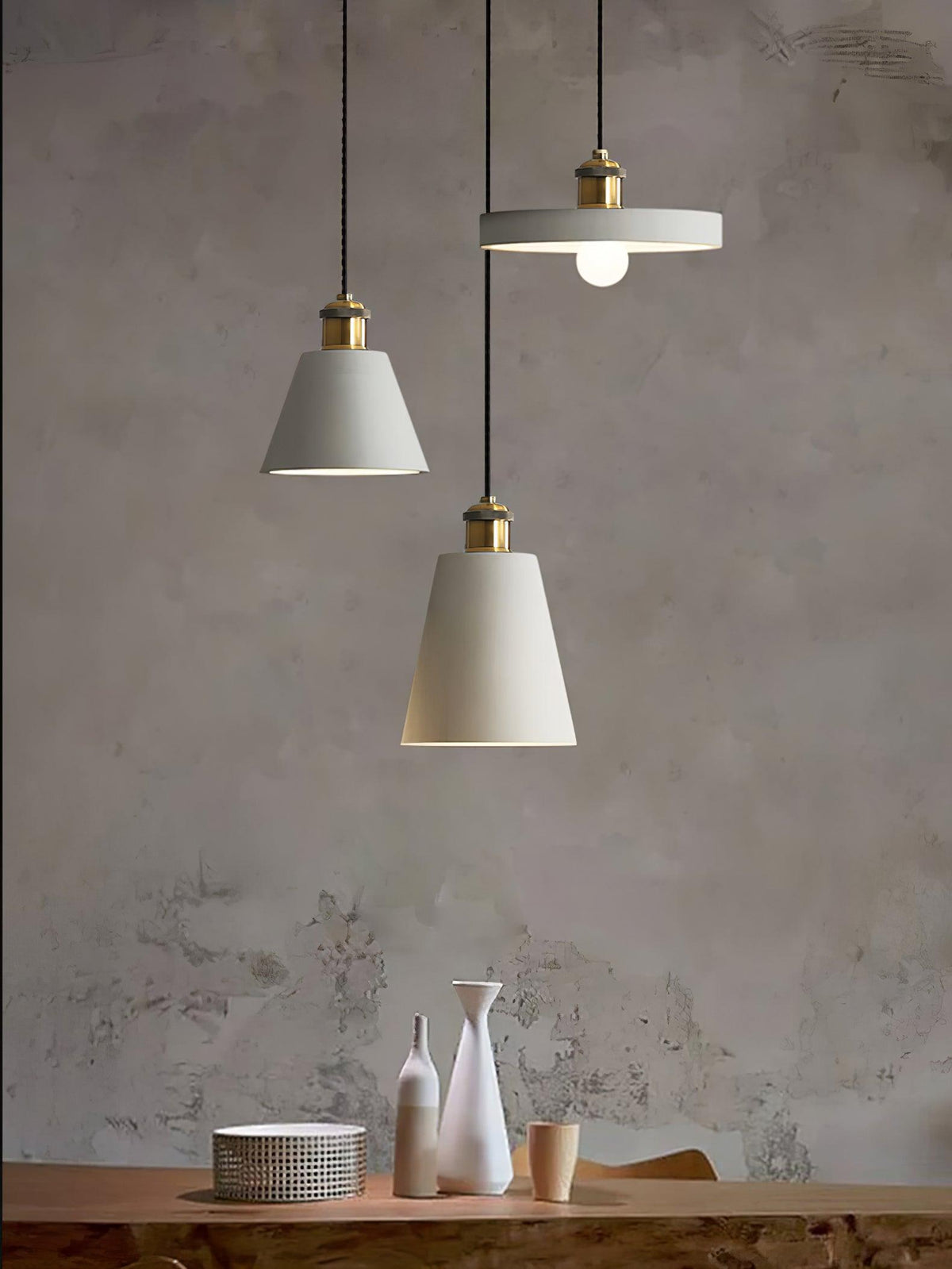 Trio Lampe Suspendue Industrielle en Résine - Neutralighting
