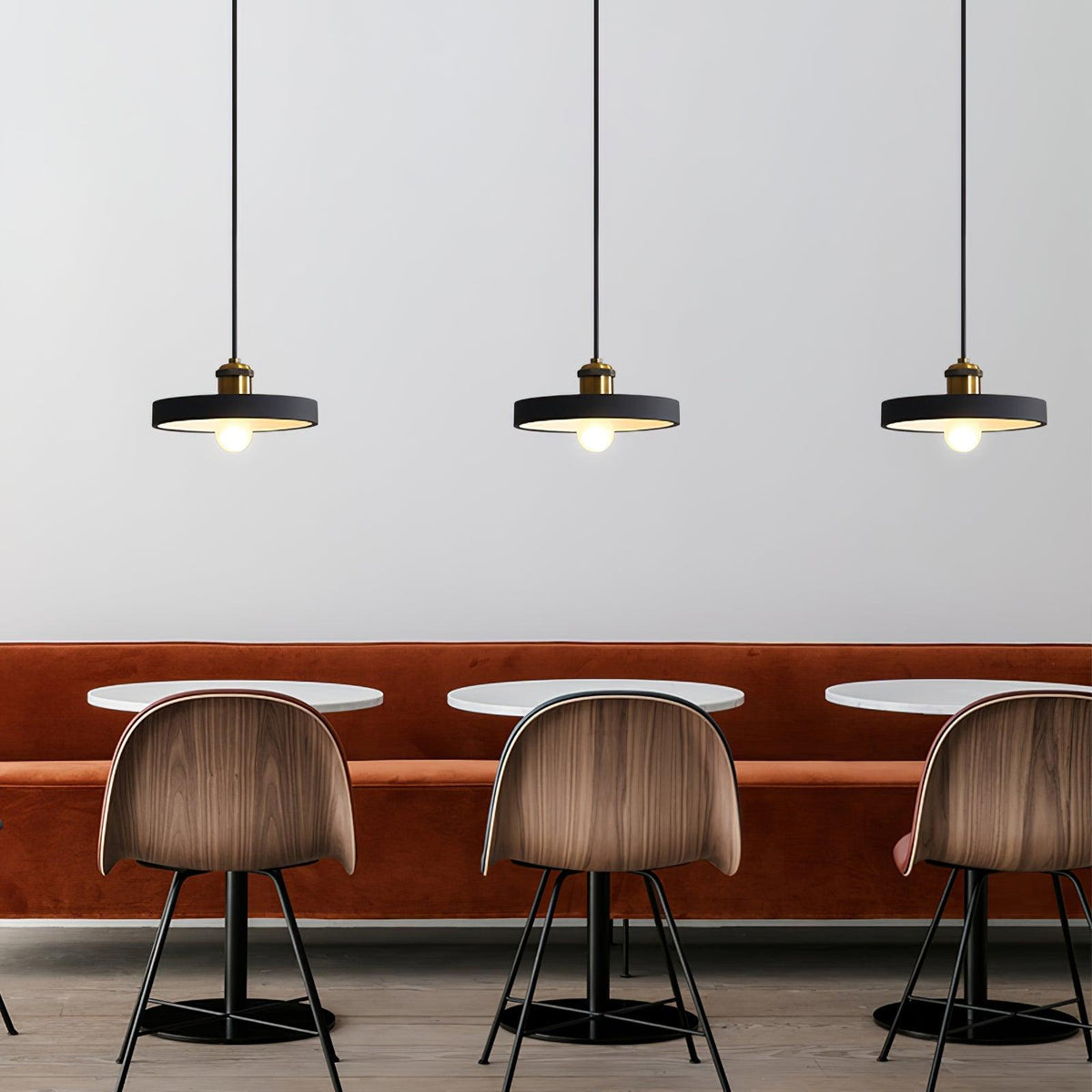 Trio Lampe Suspendue Industrielle en Résine - Neutralighting