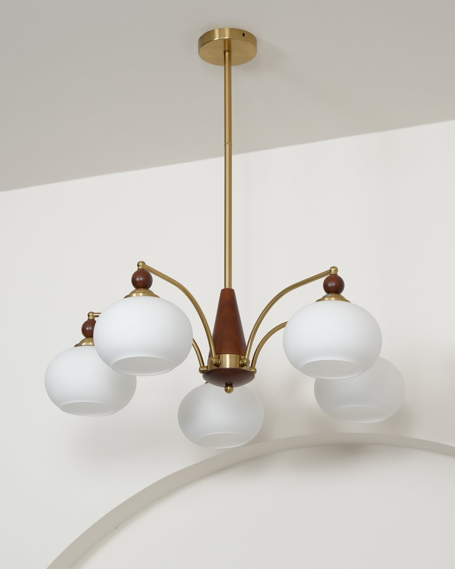 Lustra Suspension Rétro en Verre Jaune et Laiton - Neutralighting