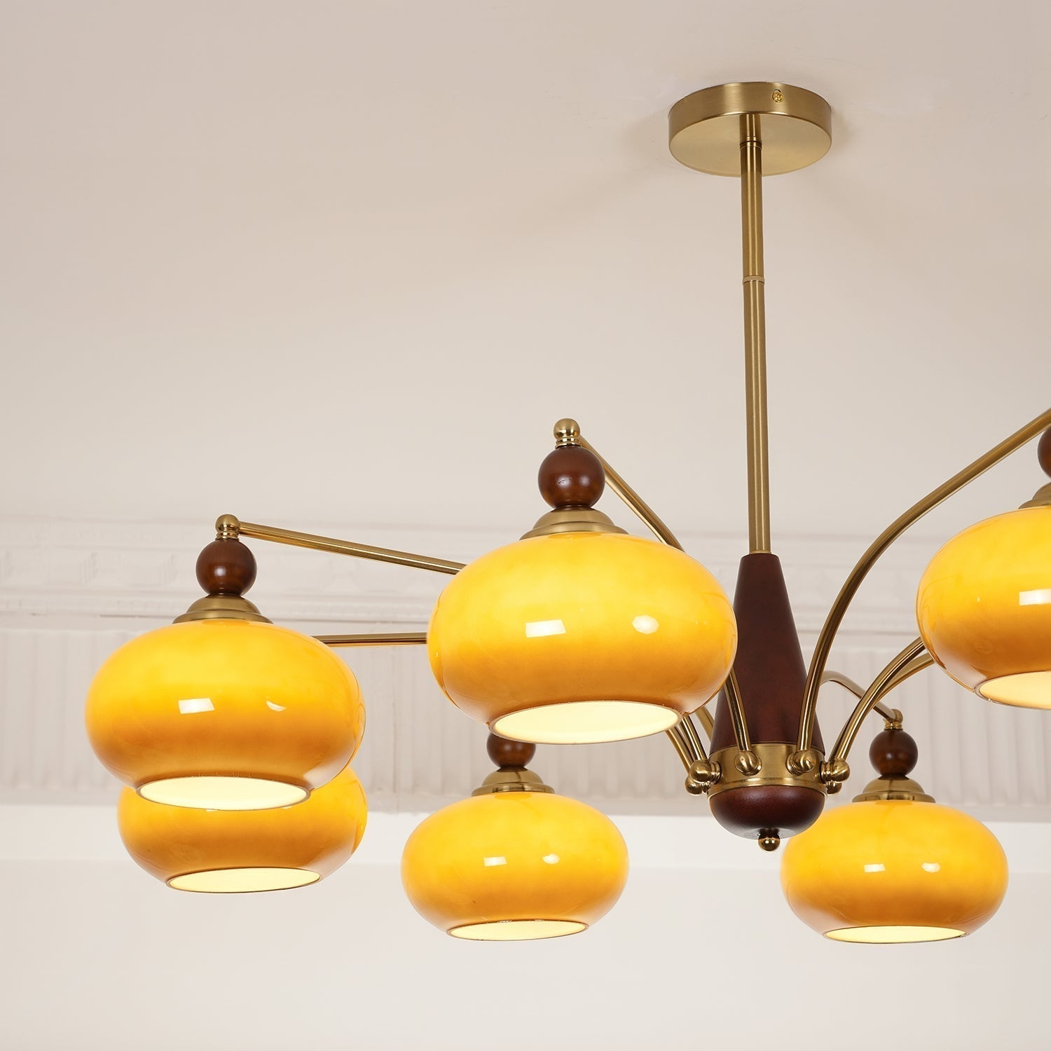 Lustra Suspension Rétro en Verre Jaune et Laiton - Neutralighting