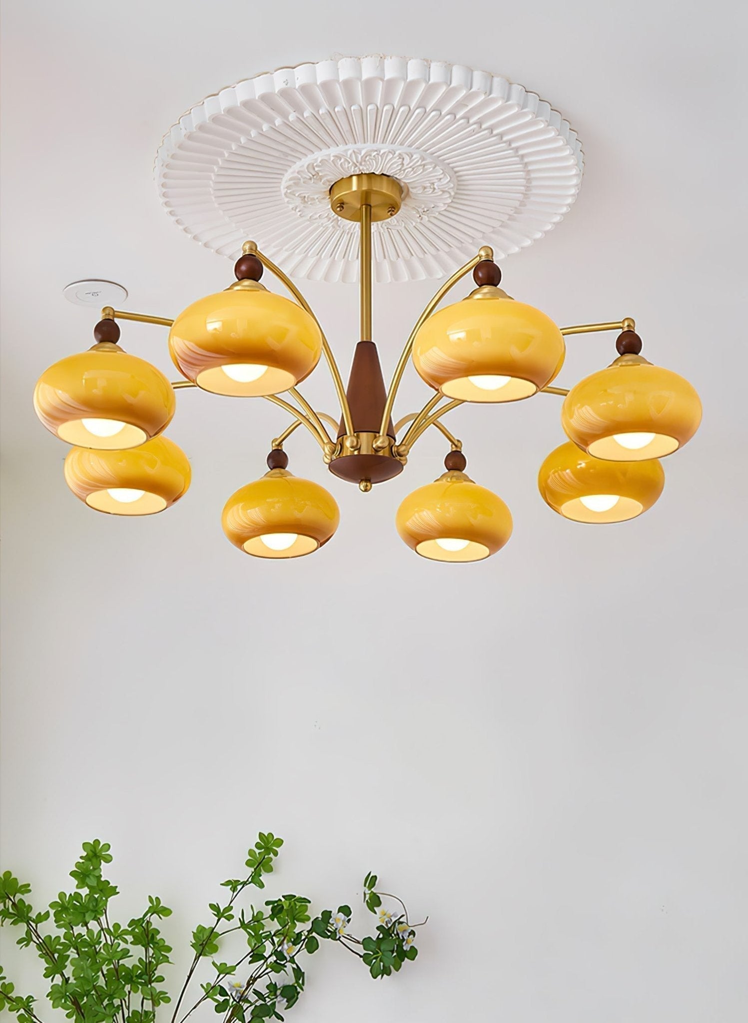 Lustra Suspension Rétro en Verre Jaune et Laiton - Neutralighting