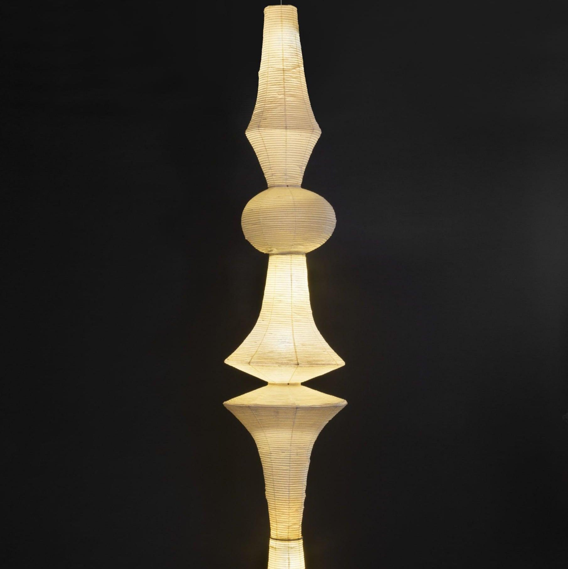 Faye Suspension Sculpturale Verticale en Papier - Neutralighting