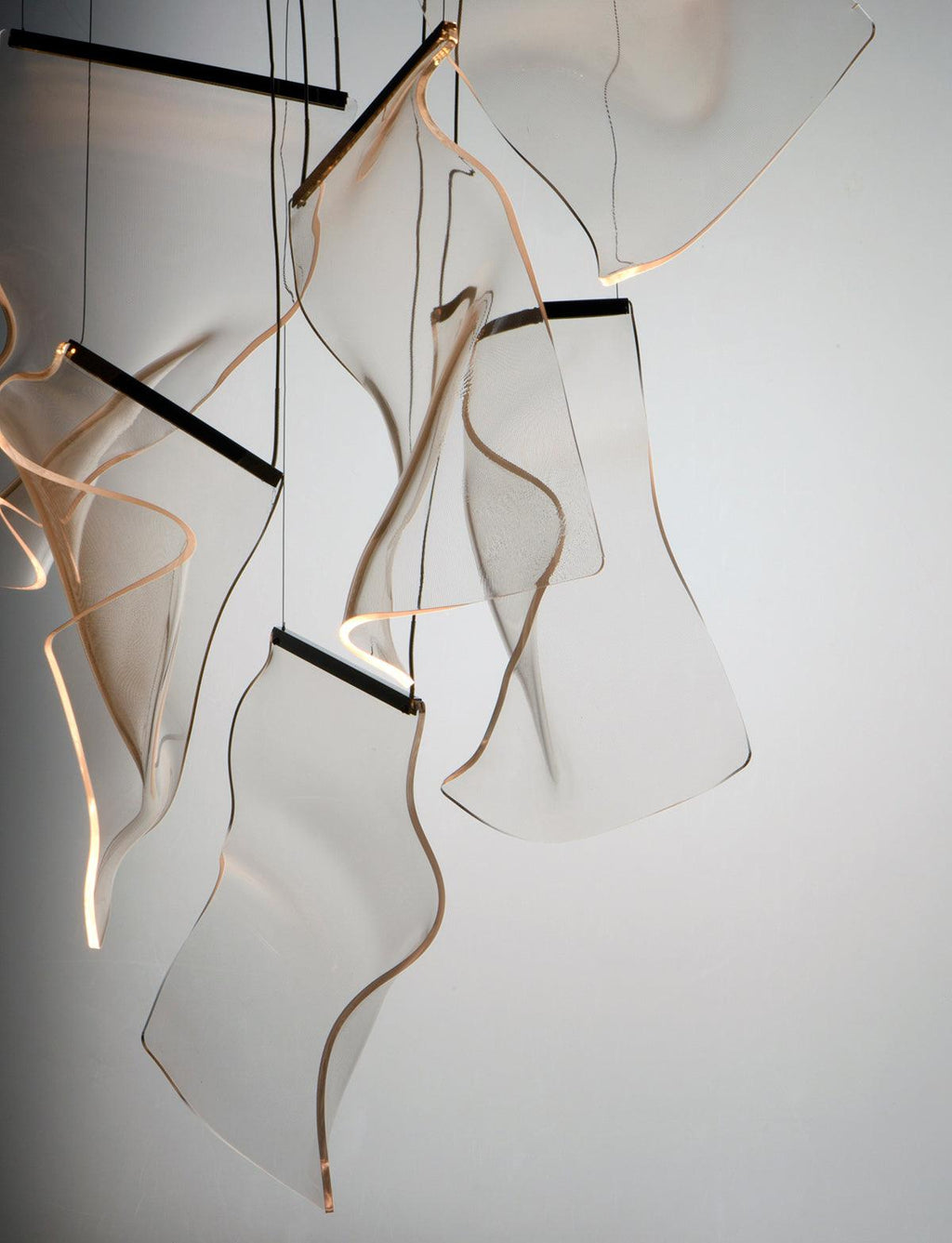 Lustra Chandelier Acrylic LED Abstract Floating - Neutralighting
