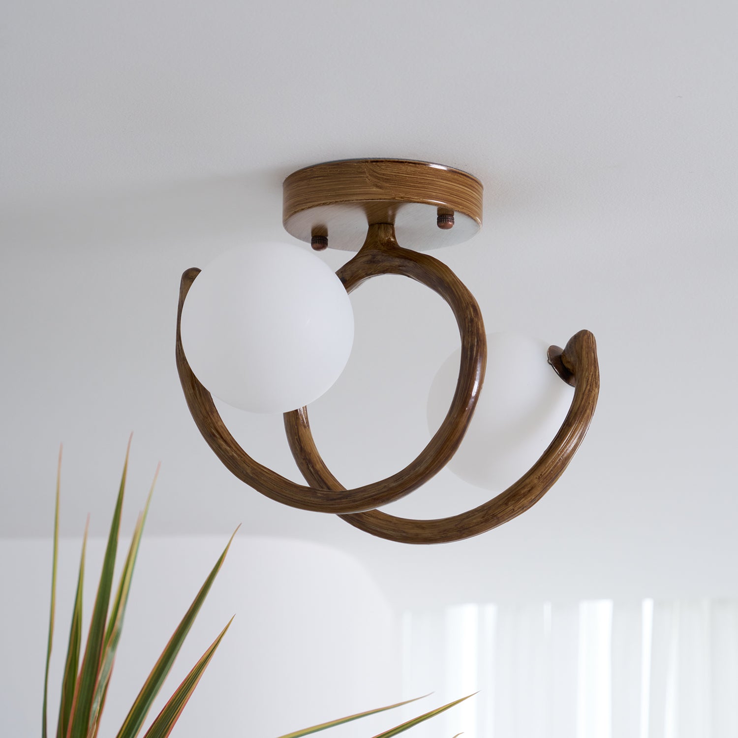 Liora Plafonnier Boule - Neutralighting