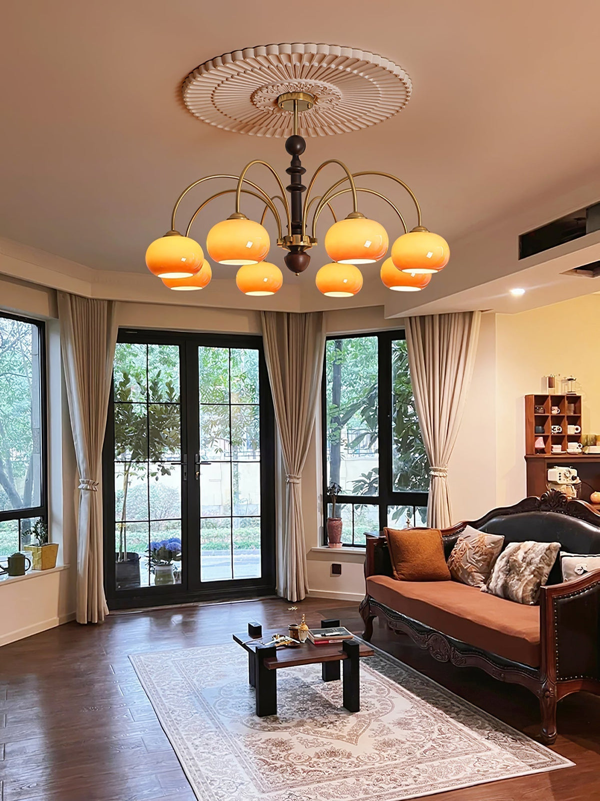 Lustra Chandelier Laiton Verre en Forme de Kaki - Neutralighting