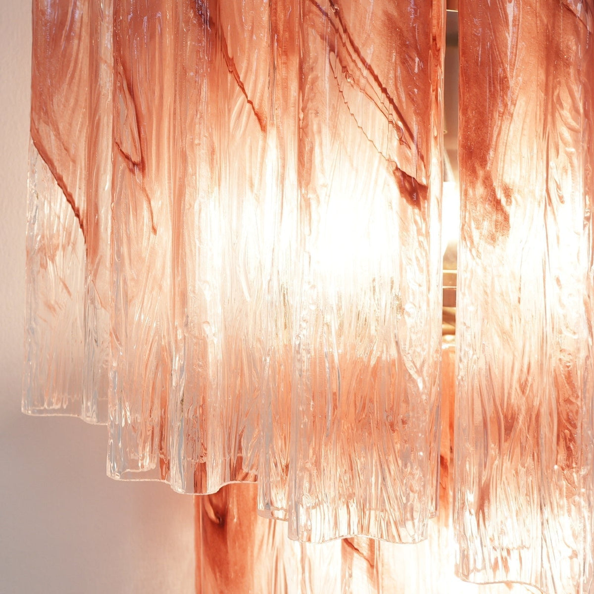 Aurora Luminaire Mural Rose Verre Lames Romantique Aquarelle - Neutralighting