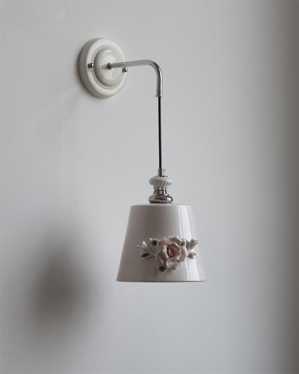 Roselune Applique Murale Porcelaine Florale Romance - Neutralighting