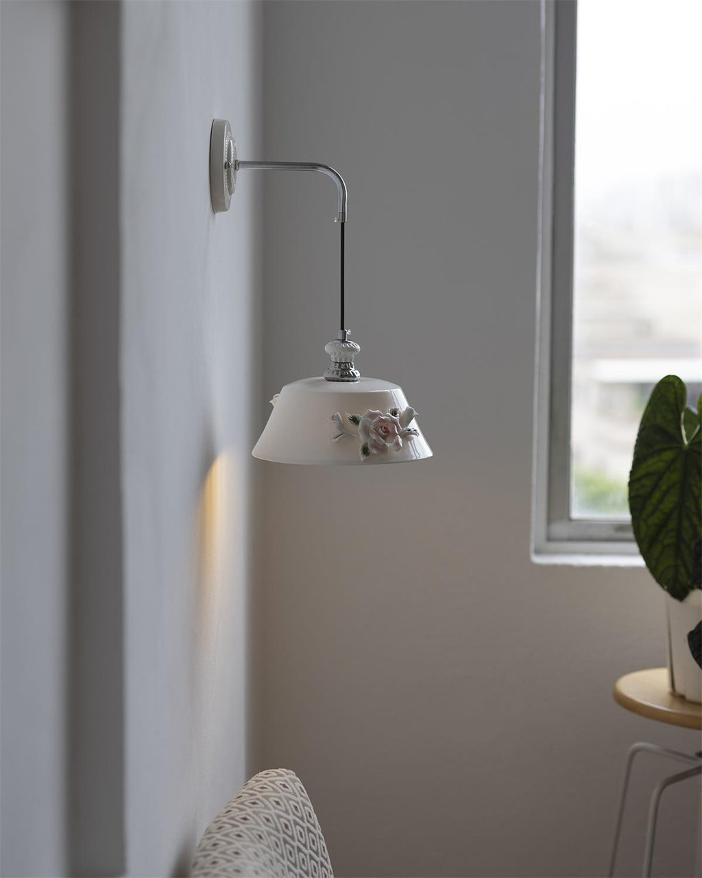 Roselune Applique Murale Porcelaine Florale Romance - Neutralighting