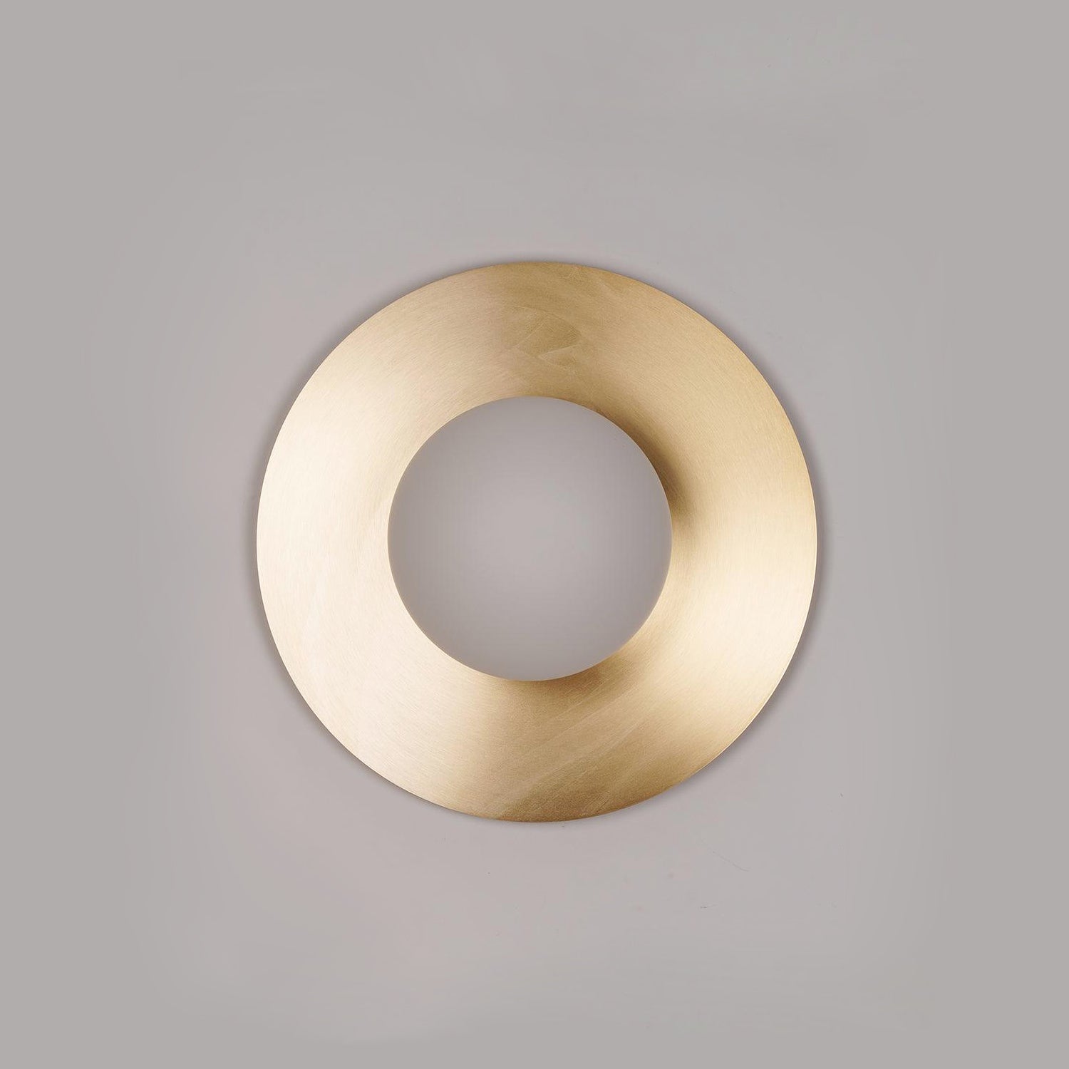 Godfrey Applique Murale Ronde Art Minimaliste en Laiton et Verre - Neutralighting