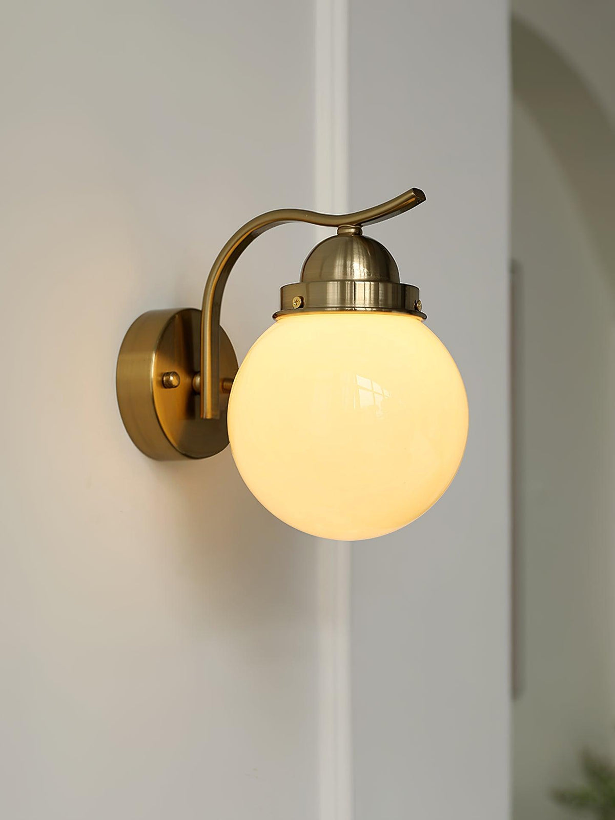 Avrinir Applique Murale en Verre Minimaliste Moderne - Neutralighting