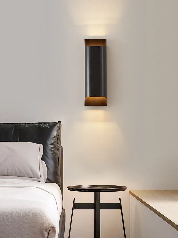 Applique murale en cuivre design italien pour intérieur moderne Jules Pulsation - Éclat du Métal & Élégance Intérieure
