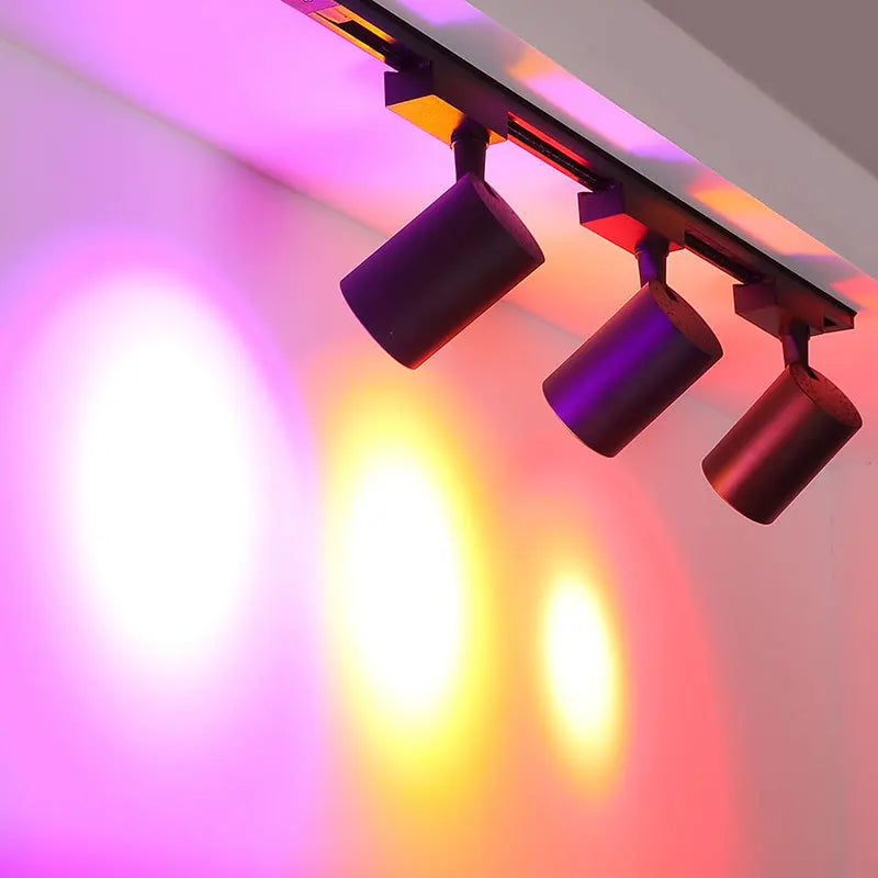 Spot — LED rgb sur rail pour éclairage d'ambiance dynamique