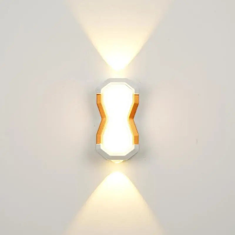 Applique murale — Extérieure moderne étanche à LED pour tous espaces