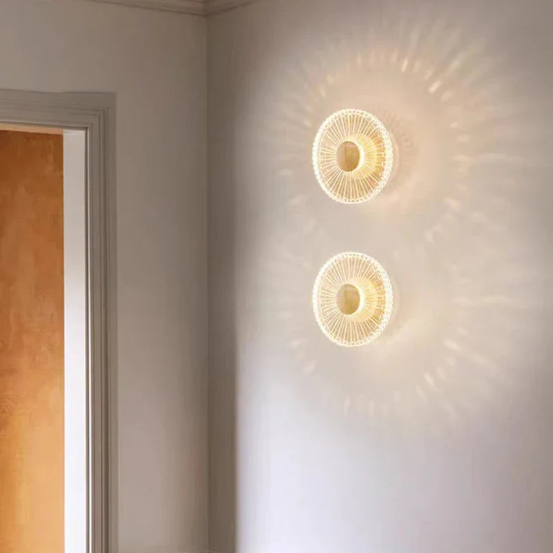 Applique murale — LED design en acrylique et laiton doré pour intérieur