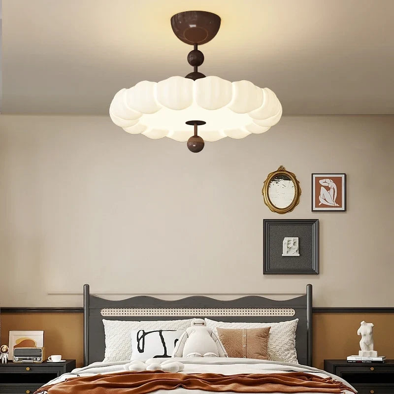 lampe médiévale française rétro pour un éclairage doux