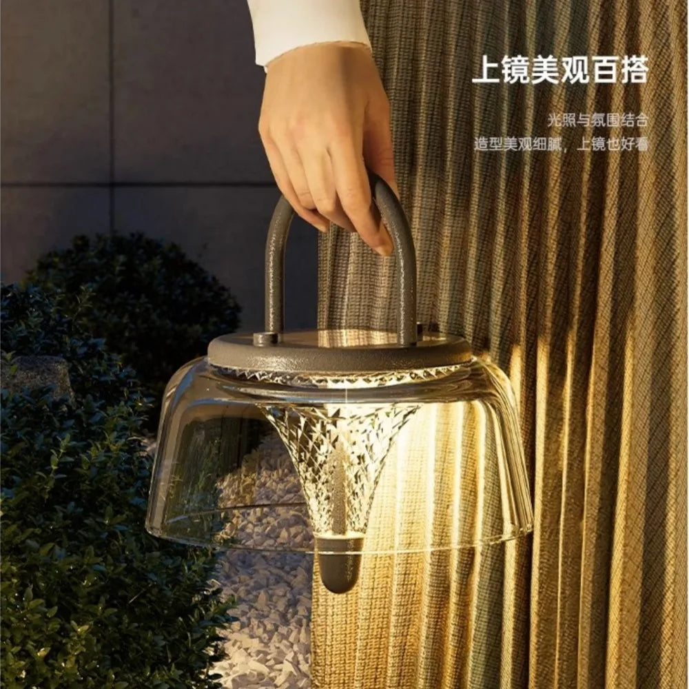 Lampe de table extérieure solaire étanche en acrylique portable Lucile Rivage - Reflets Subtils & Décor Raffiné
