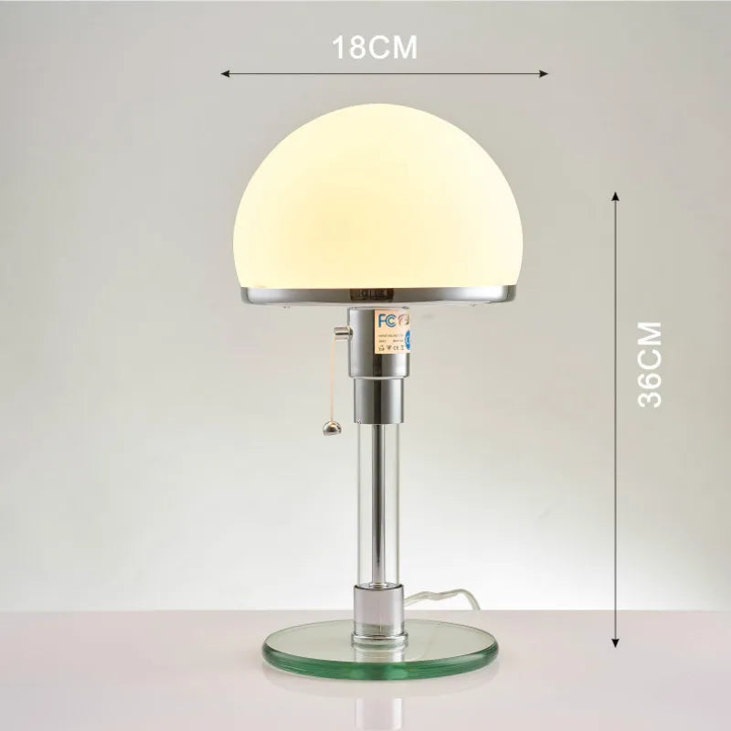 lampe à poser design simple en verre et tissu pour lecture