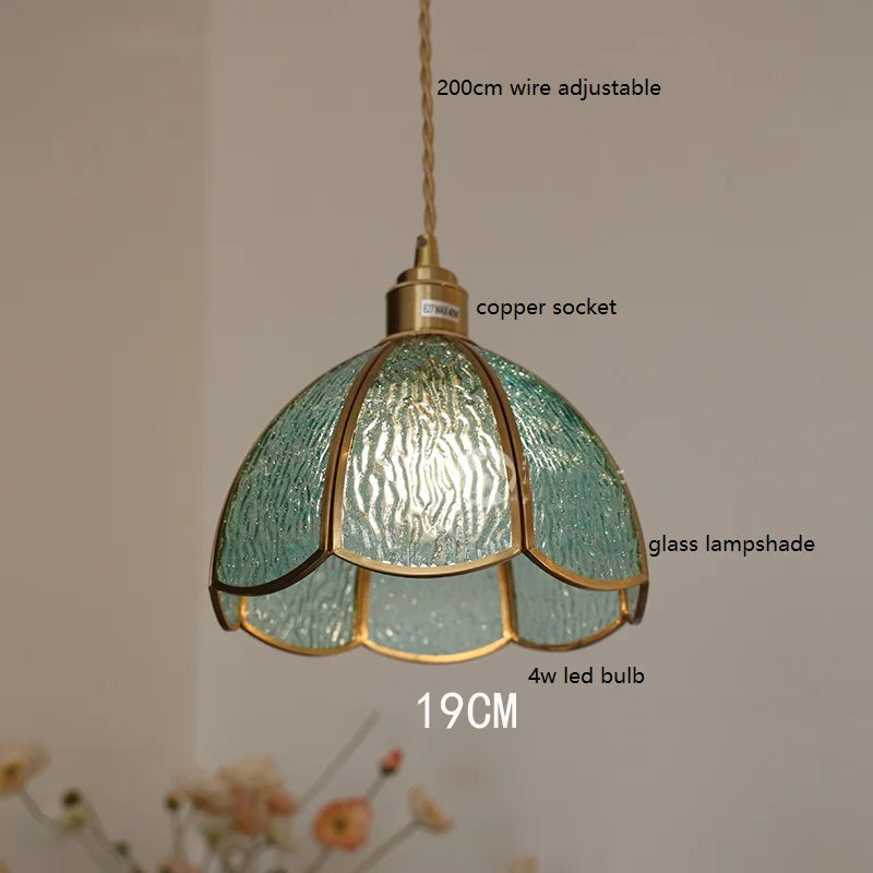 lampe à main vintage nordique avec verre coloré et cuivre