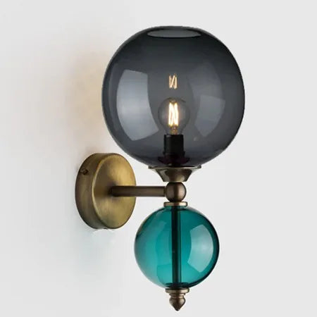 Applique murale en verre coloré moderne pour intérieur créatif Béatrice Éclaircie - Une Présence de Verre Élégante
