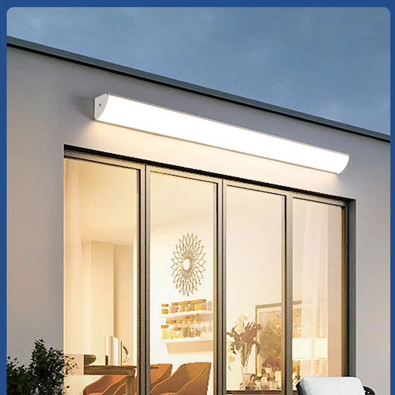 Applique murale — Extérieure à LED étanche effet lave-mur moderne