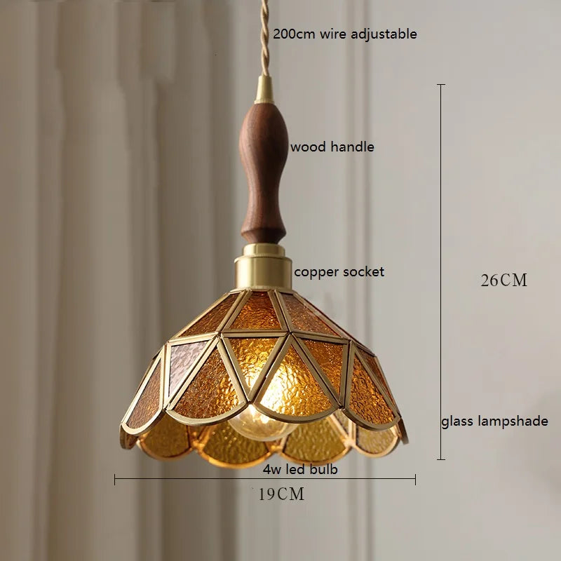 lampe à main vintage nordique avec verre coloré et cuivre