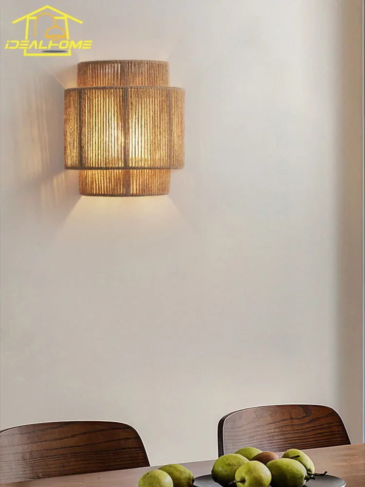 Applique murale — Japonaise rétro en rotin tissé pour intérieur moderne