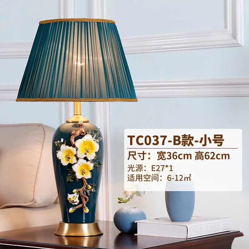 lampe à poser en céramique colorée pour décoration intérieure