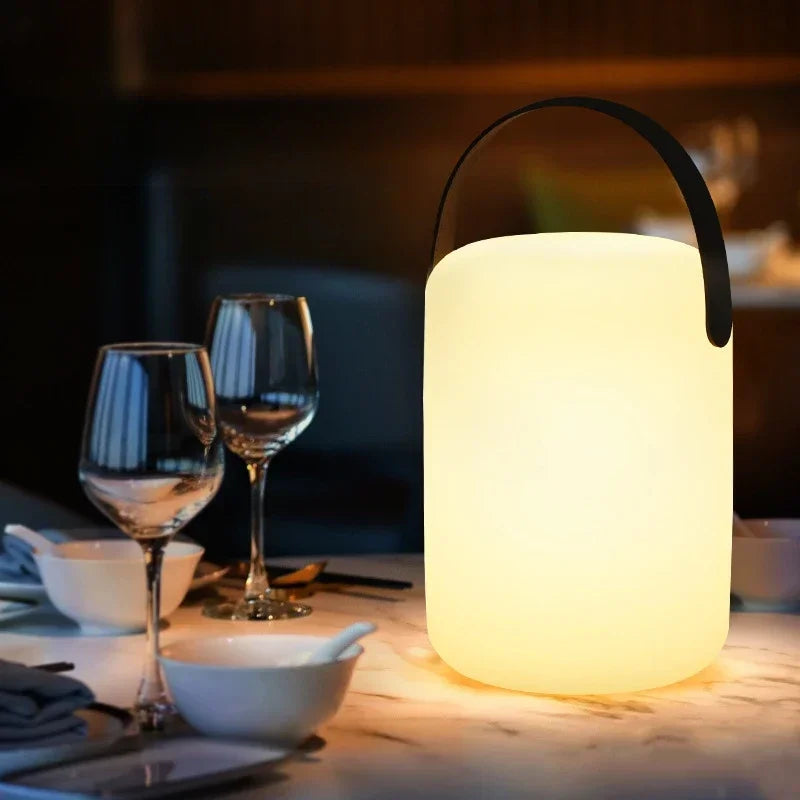 Lampe portable rechargeable avec 16 couleurs à distance – Cléance Orée
