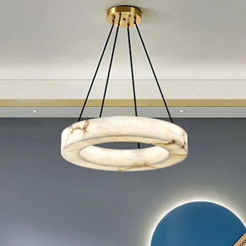 Lustre — En marbre naturel espagnol pour hôtel luxueux