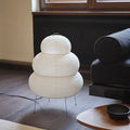 Lampe de Chambre Japonaise Yvonne Sérénade en Papier - Une Présence Aérienne dans le Décor