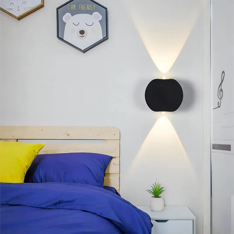 Applique murale led étanche moderne pour intérieur extérieur décoratif Isaline Vallée - Présence Moderne & Harmonie Intérieure