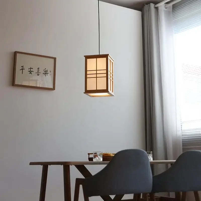 lampe en bois décorative pour restaurant bar et yoga