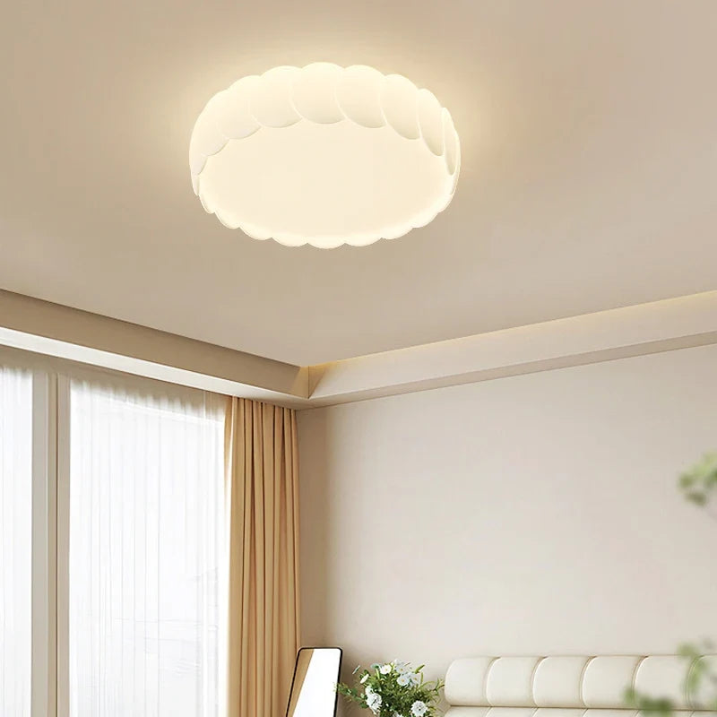 Plafonnier cercle décoration éclairage simple design élégant moderne Ulysse Éveil - Présence Moderne & Harmonie Intérieure