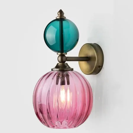 Applique murale en verre coloré moderne pour intérieur créatif Béatrice Éclaircie - Une Présence de Verre Élégante