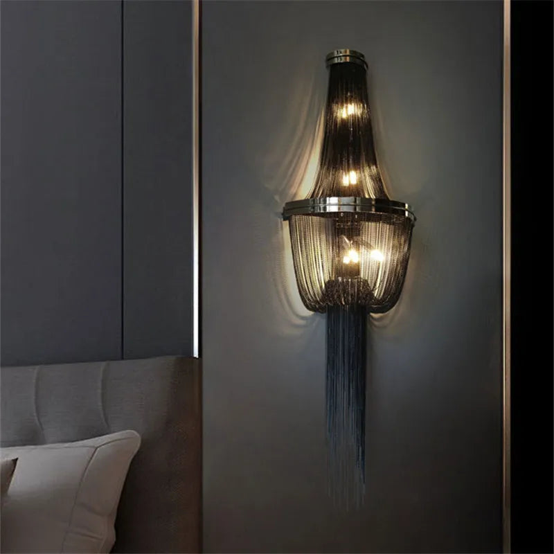 Applique murale à franges avec lumière décorative pour intérieur Manon Rosée en Métal - Lignes Dessinées & Décor Raffiné