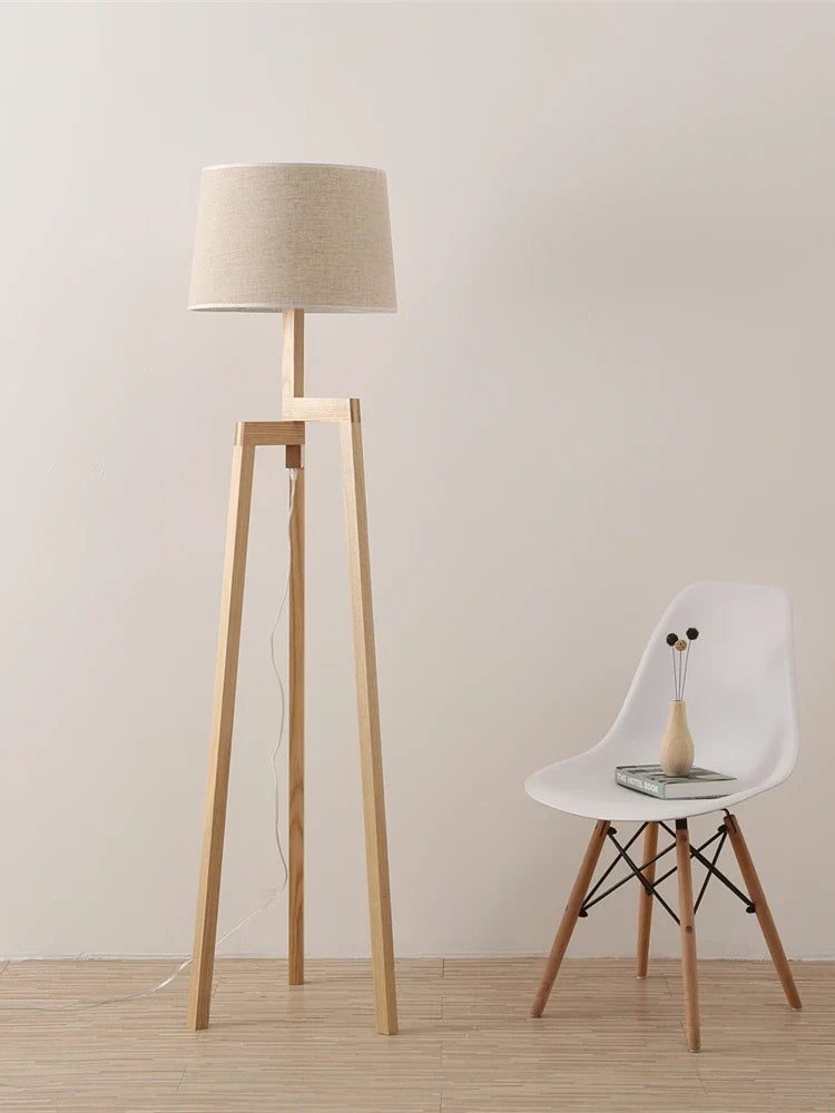 Lampadaire — Sur pied pour salon Vintage lampadaire en bois pied pour étude chambre chevet éclairage LED trépied lampe sur pied