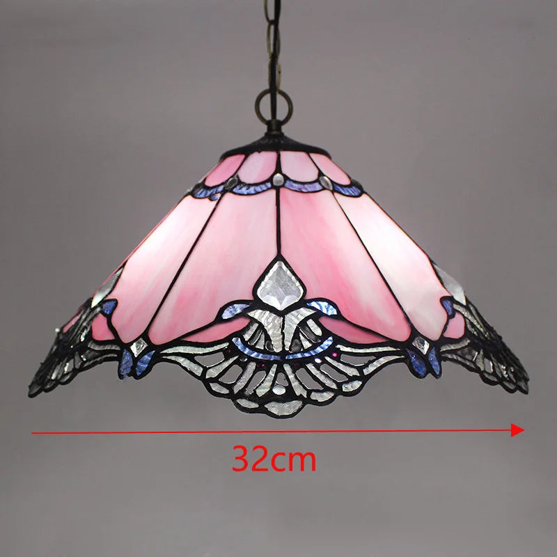 Lustre tiffany vitrail style méditerranéen pour intérieur élégant Héloïse Alizé en Verre - Reflets Délicats & Élégance Visuelle