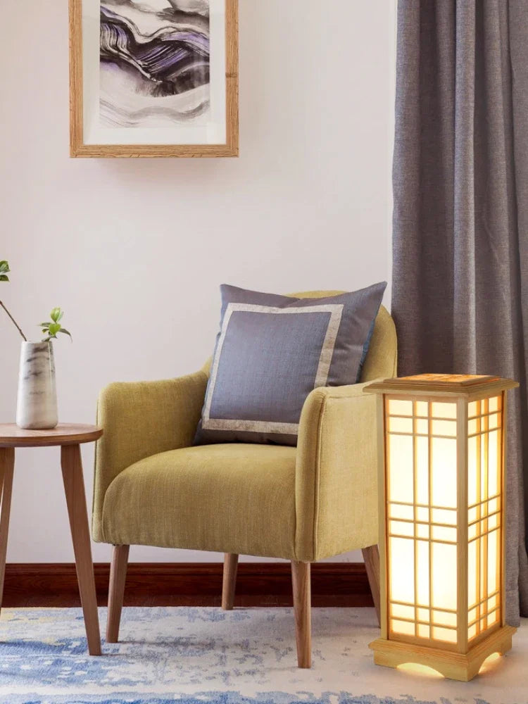 Lampe Japonaise en Bois Luminaire Étienne Orée - Une Touche Naturelle dans le Décor