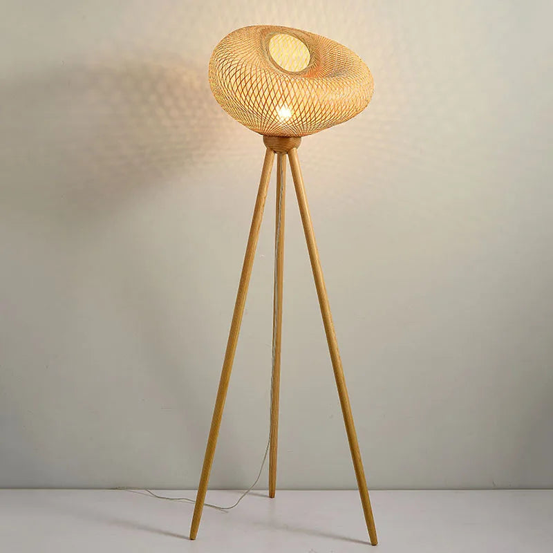 Lampadaire — Japonais retro art en bambou pour intérieur élégant
