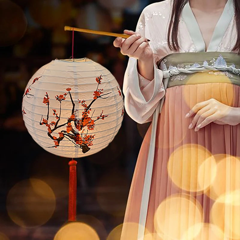 Abat-jour rond en papier à motifs de pin, lotus ou prunier japonais – Florélis