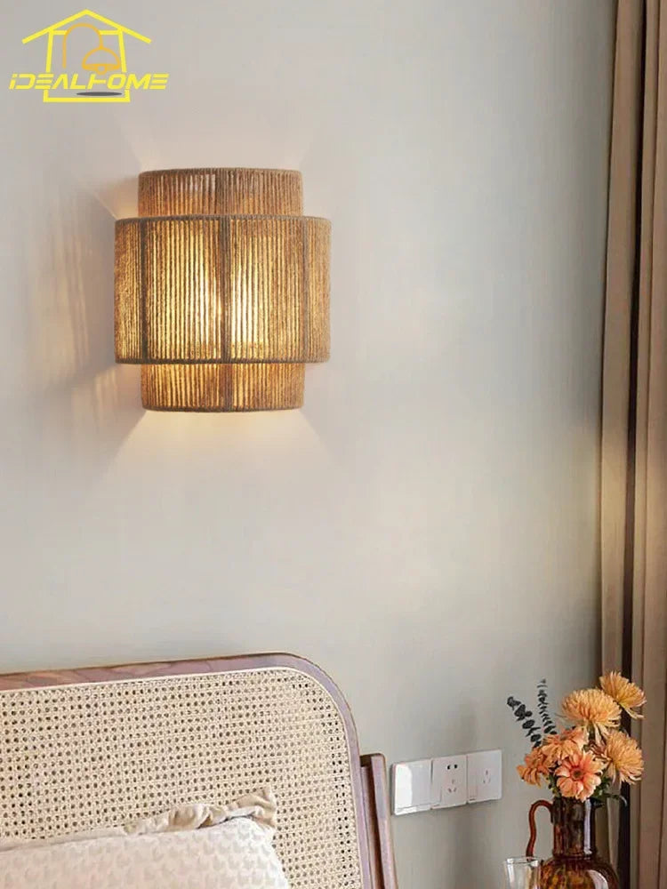 Applique murale — Japonaise rétro en rotin tissé pour intérieur moderne